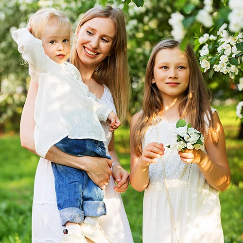 Boldog Anyák Napját Kívánunk!